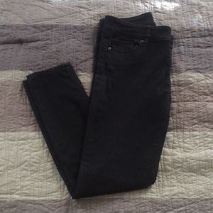 New York & Co skinny jeans
